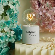 Lampada cuore Claraluna bianca con luce led