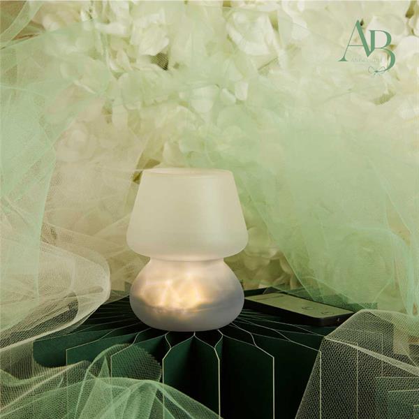 Lampada Claraluna Led in vetro bianca 8x11 cm con telecomando