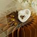 Scatolina cuore Claraluna in gesso con applicazione oro