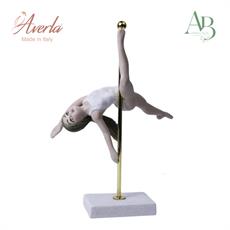 Ginnasta Averla poldance in porcellana di capodimonte  17,5xH.18Cm con scatola regalo
