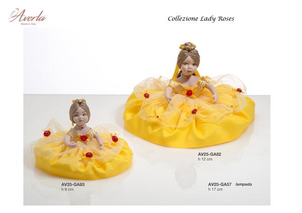 BAMBOLA SEDUTA PICCOLA COLLEZIONE LADY ROSES