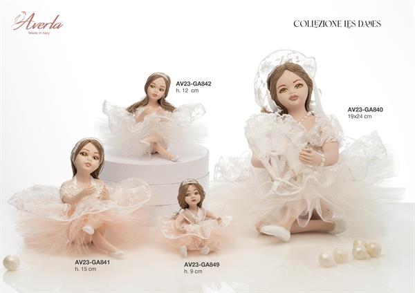BAMBOLA SEDUTA PICCOLA COLLEZIONE LES DAMES